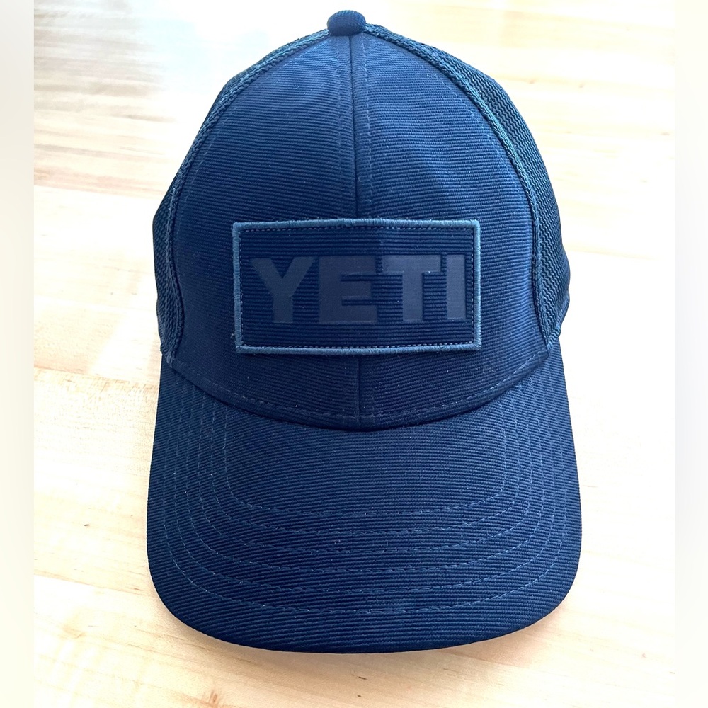 YETI Dark Blue Trucker Baseball Cap